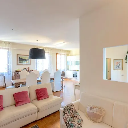 Casamia Tuscan Oasis 4br Panoramic Penthouse Hot Tub & Easy Parking Apartman Siena