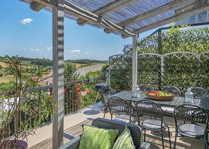 Casamia Tuscan Oasis 4br Panoramic Penthouse Hot Tub & Easy Parking Siena