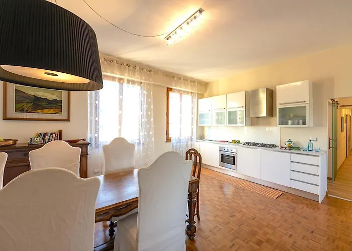 Casamia Tuscan Oasis 4br Panoramic Penthouse Hot Tub & Easy Parking Apartment Siena