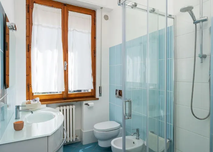 Casamia Tuscan Oasis 4br Panoramic Penthouse Hot Tub & Easy Parking Apartment