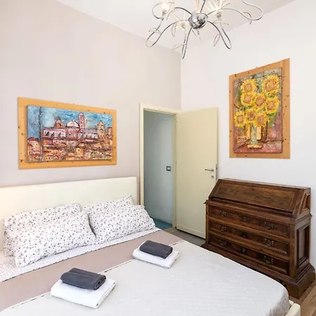 Casamia Tuscan Oasis 4br Panoramic Penthouse Hot Tub & Easy Parking Siena
